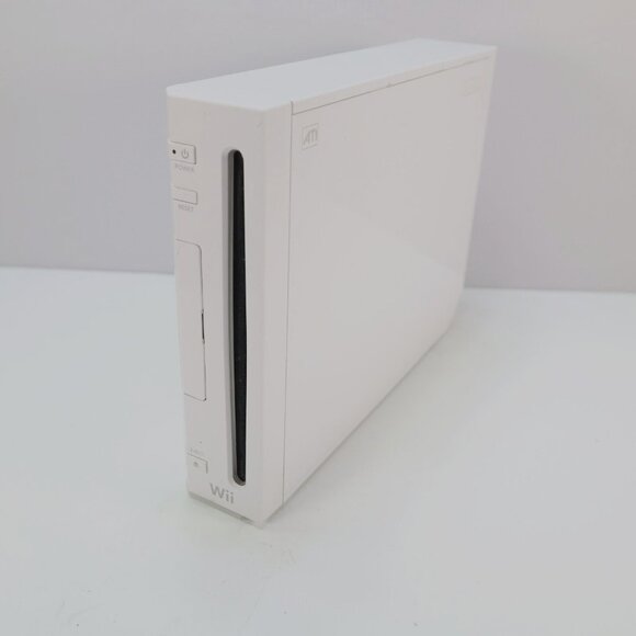 Nintendo Wii Replacement Console Only Gamecube Compatible RVL-001 - TESTED WORKS - Picture 1 of 7